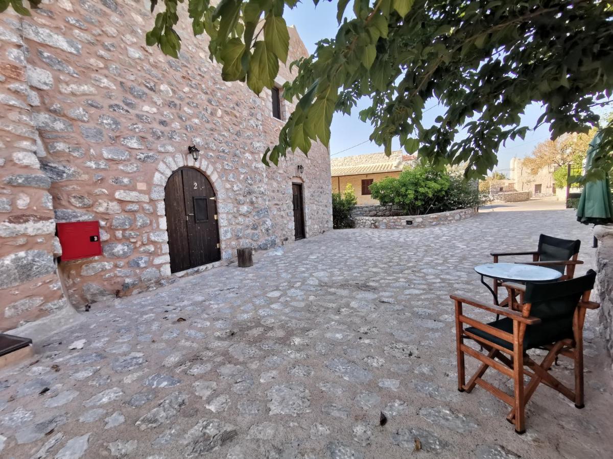Guesthouse Toxotis Pírgos Dhiroú Esterno foto