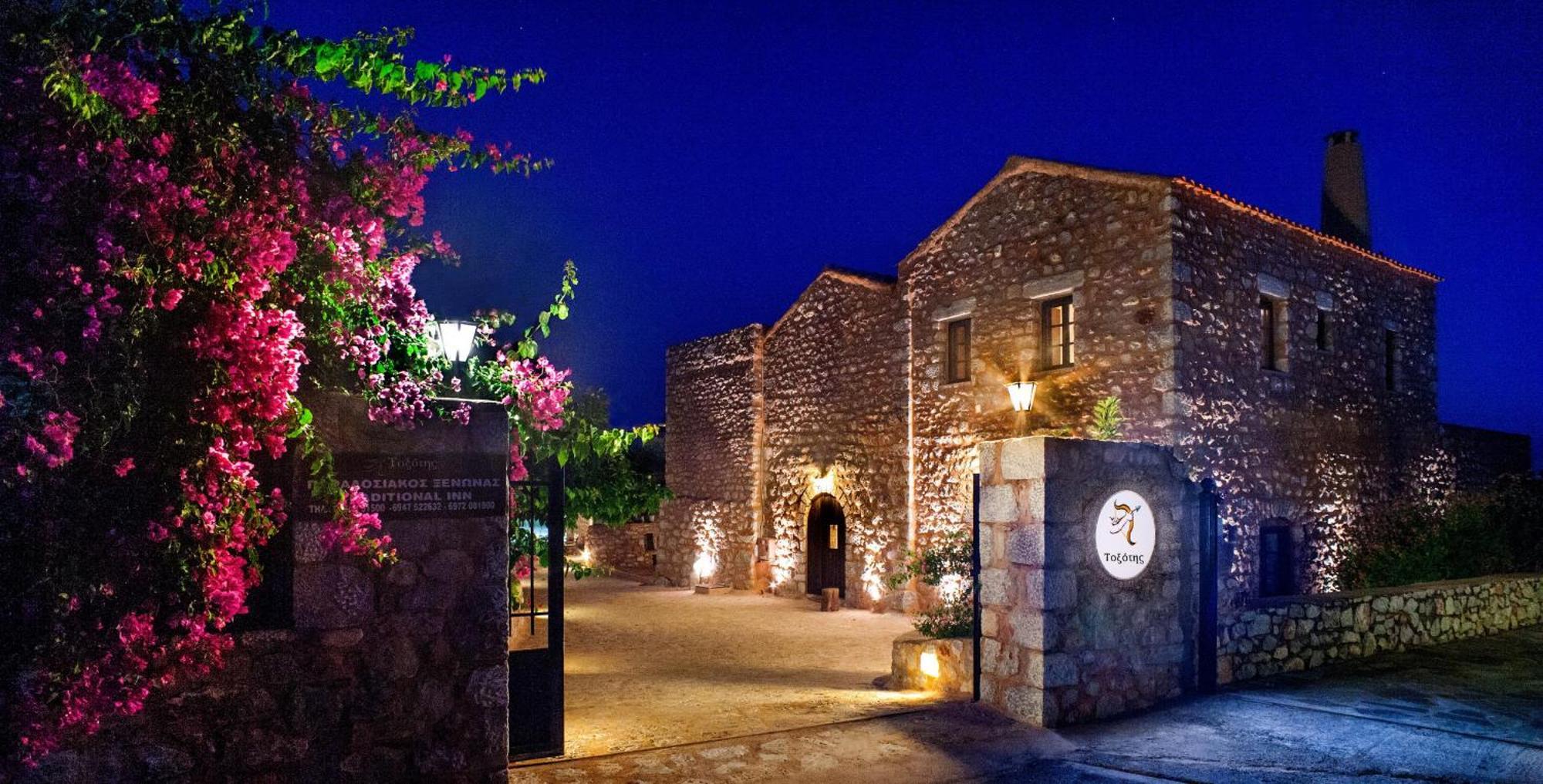 Guesthouse Toxotis Pírgos Dhiroú Esterno foto