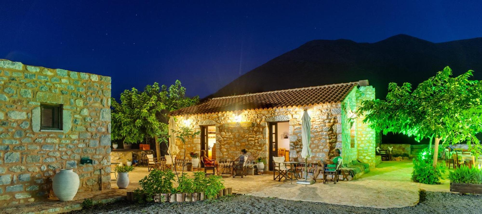 Guesthouse Toxotis Pírgos Dhiroú Esterno foto