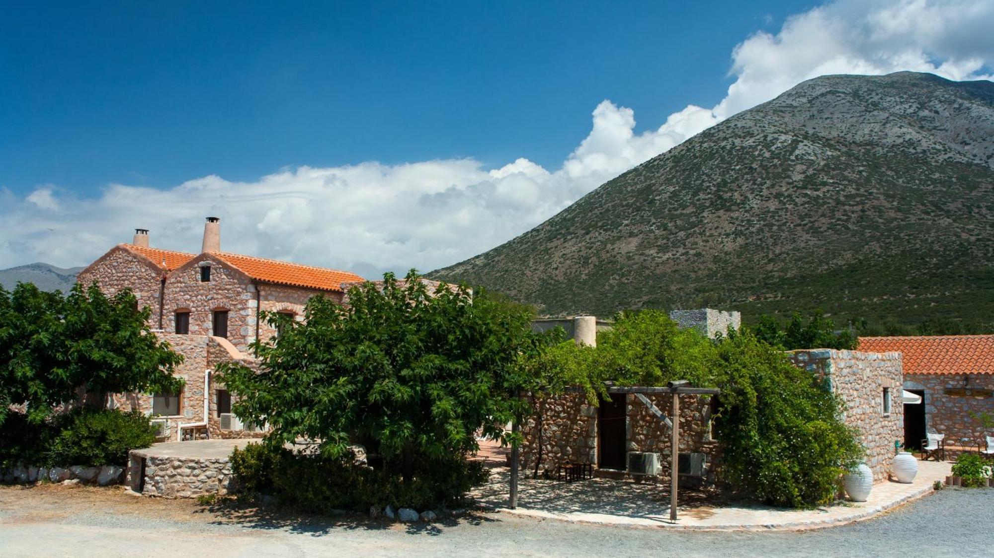 Guesthouse Toxotis Pírgos Dhiroú Esterno foto